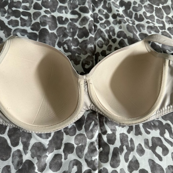 Soma stunning support nude bra 40D - Picture 4 of 5